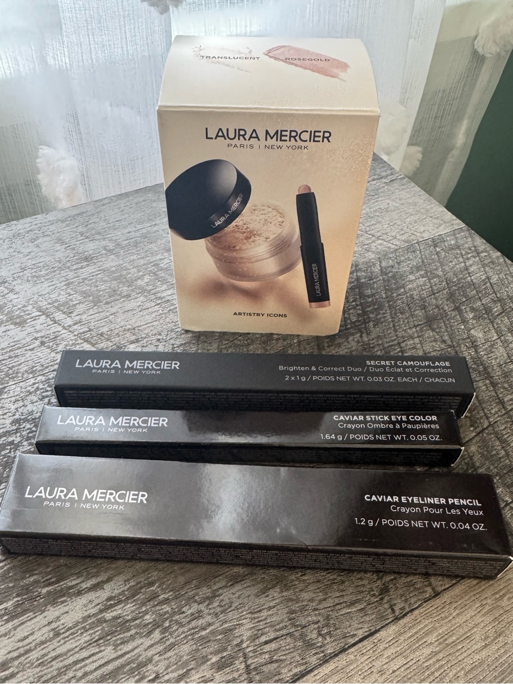 Laura Mercier bundle